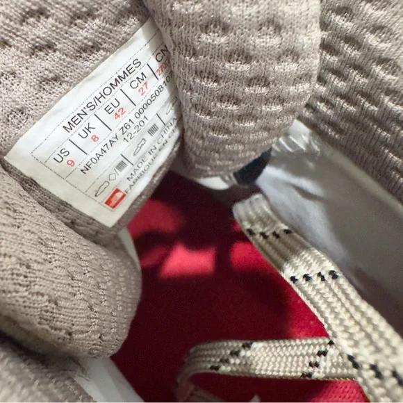 The North Face Men's Activist Mid Futurelight Hiking Trail Boots - Picture 6 of 10